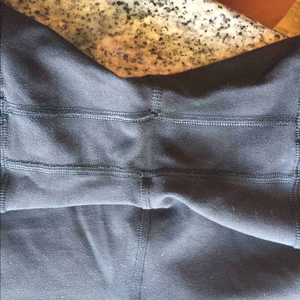 Lululemon align short 4 - Picture 3 of 3